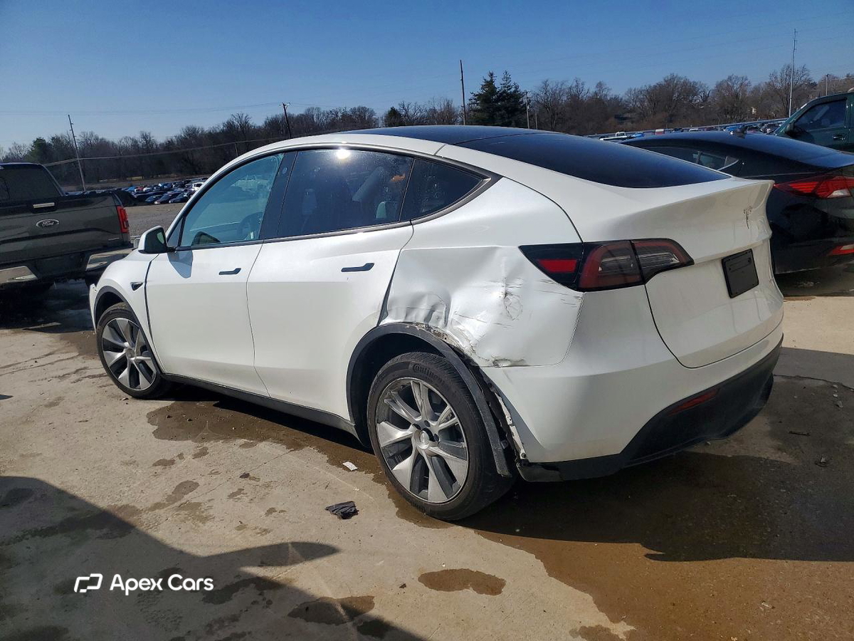 Tesla Model Y 2023