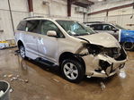 Toyota Sienna 2015