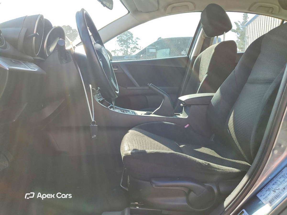 Mazda 3 2012