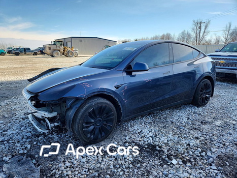 Tesla Model Y 2022 - Image 1 of 13