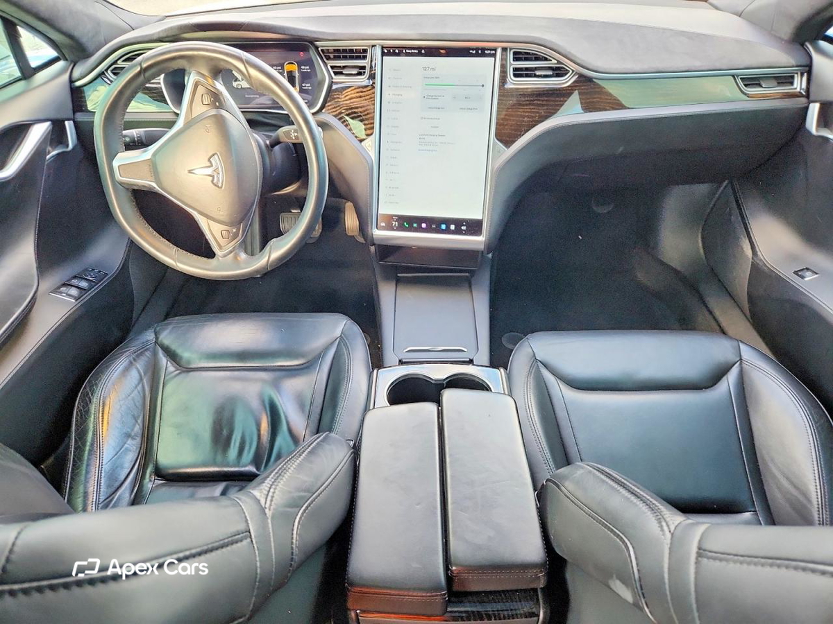 Tesla Model S 2016