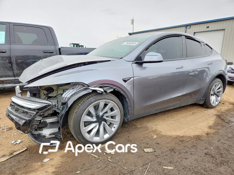 Tesla Model Y 2026 - Zdjęcie 1 z 12