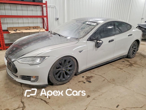 Tesla Model S 2015 - Zdjęcie 1 z 13