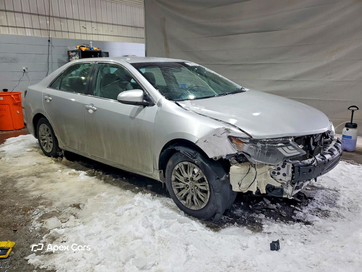 Toyota Camry 2012