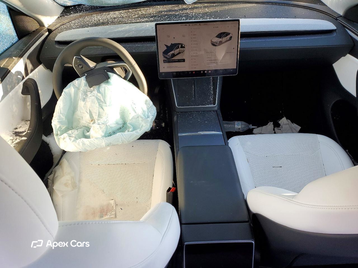 Tesla Model Y 2026