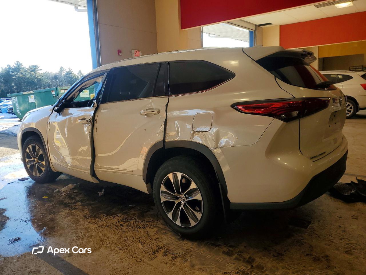 Toyota Highlander 2021