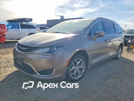 Chrysler Pacifica 2017 - Zdjęcie 1 z 14