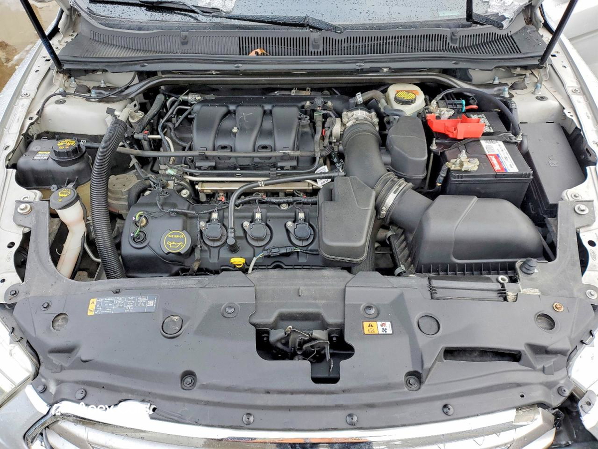 Ford Taurus 2017