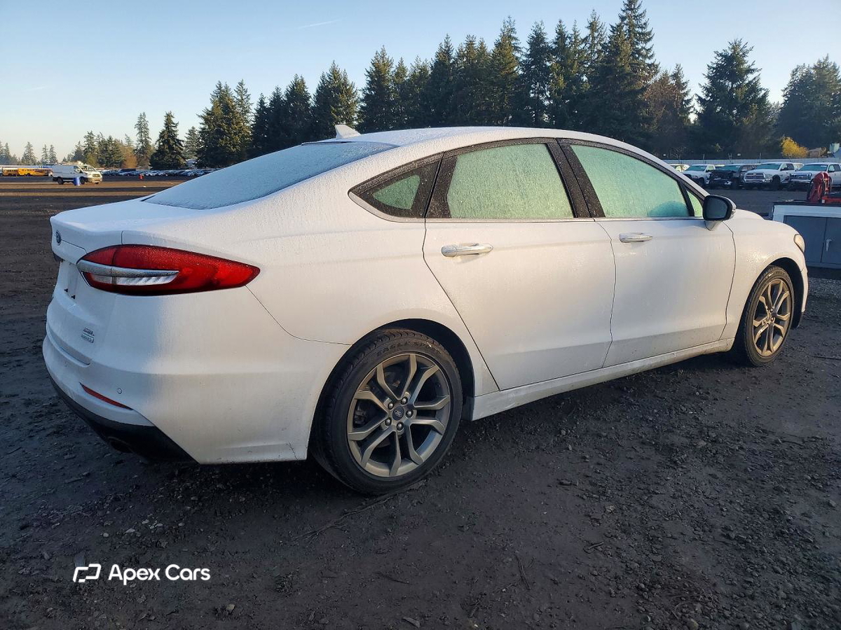 Ford Fusion 2020