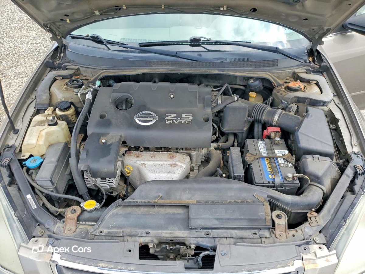 Nissan Altima 2003