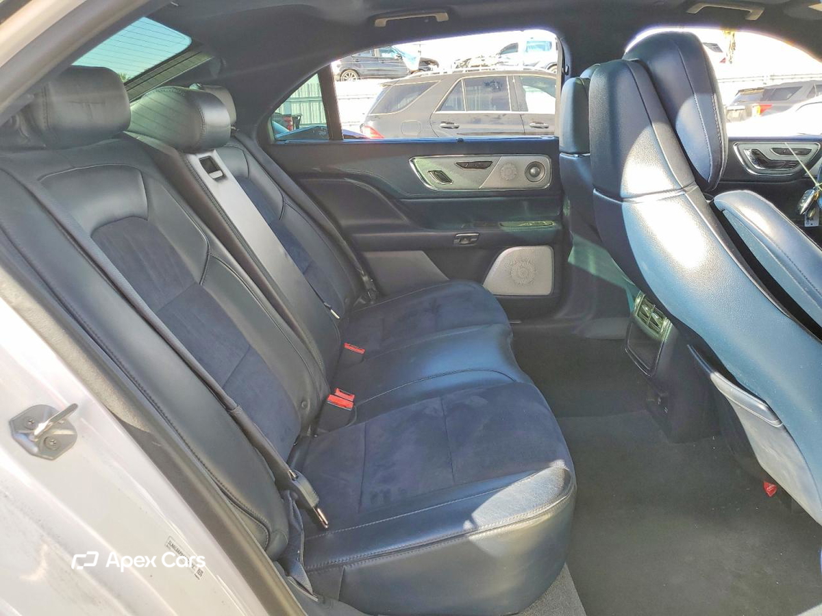 Lincoln Continental 2019