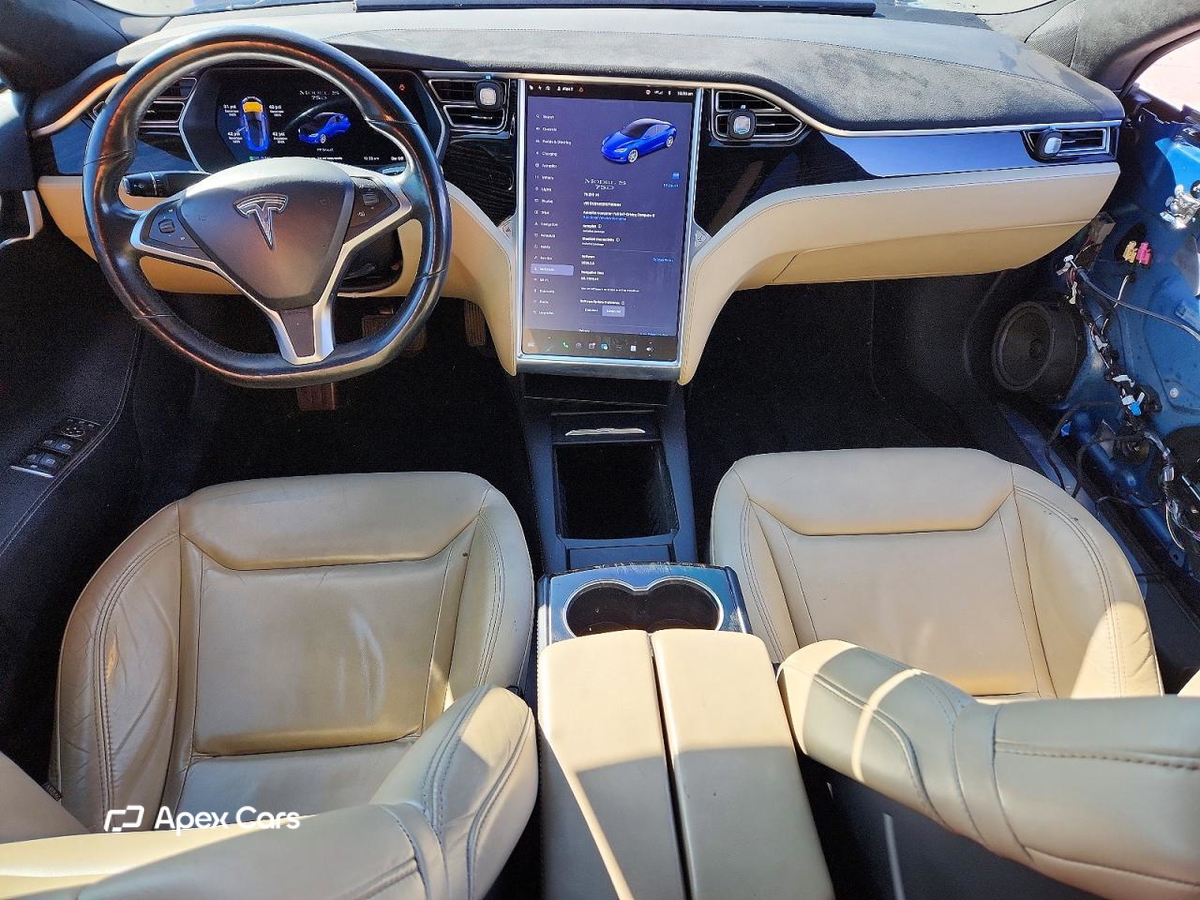 Tesla Model S 2016