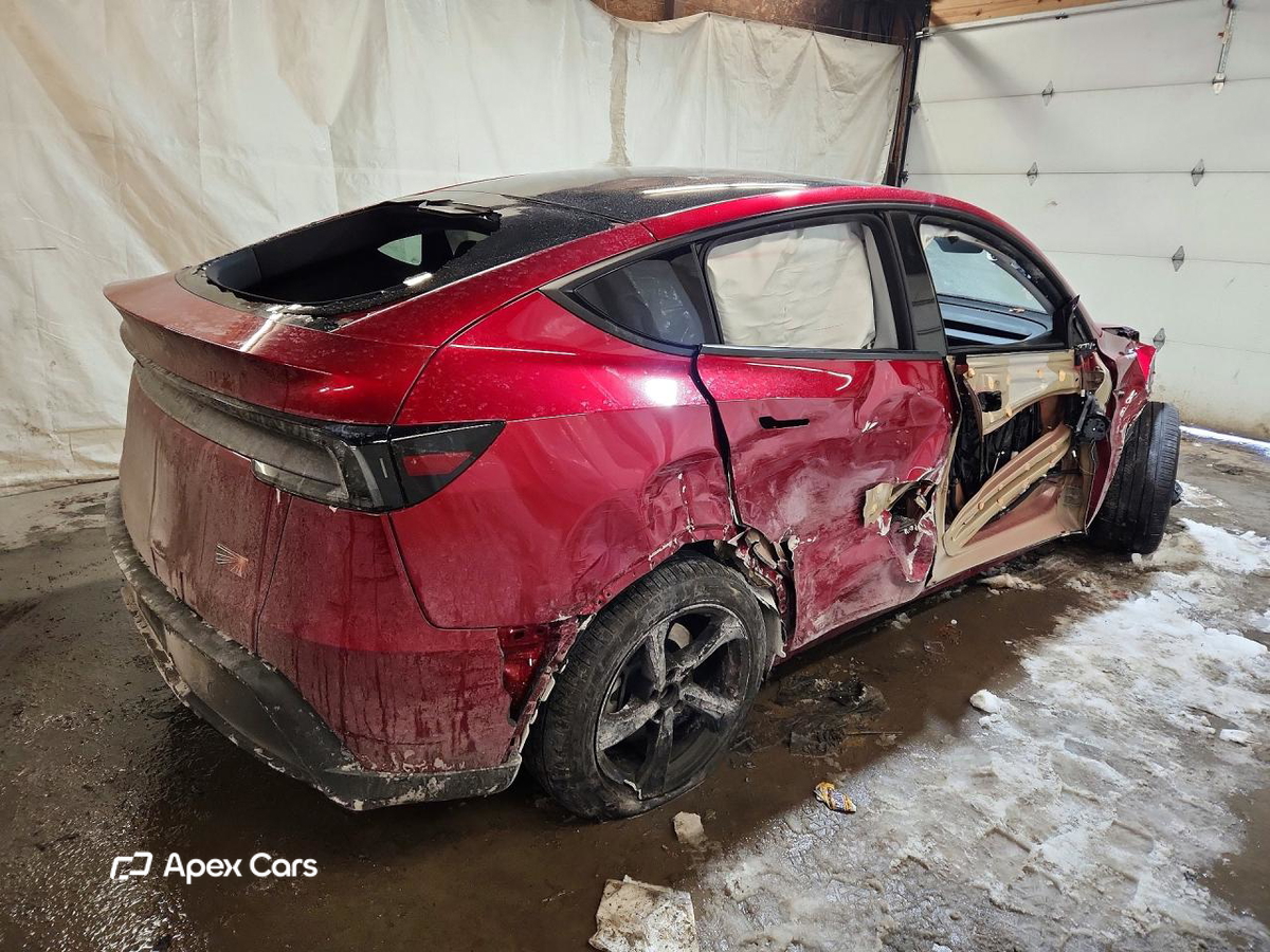 Tesla Model Y 2026