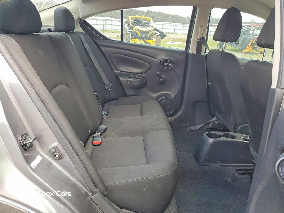 Nissan Versa 2019
