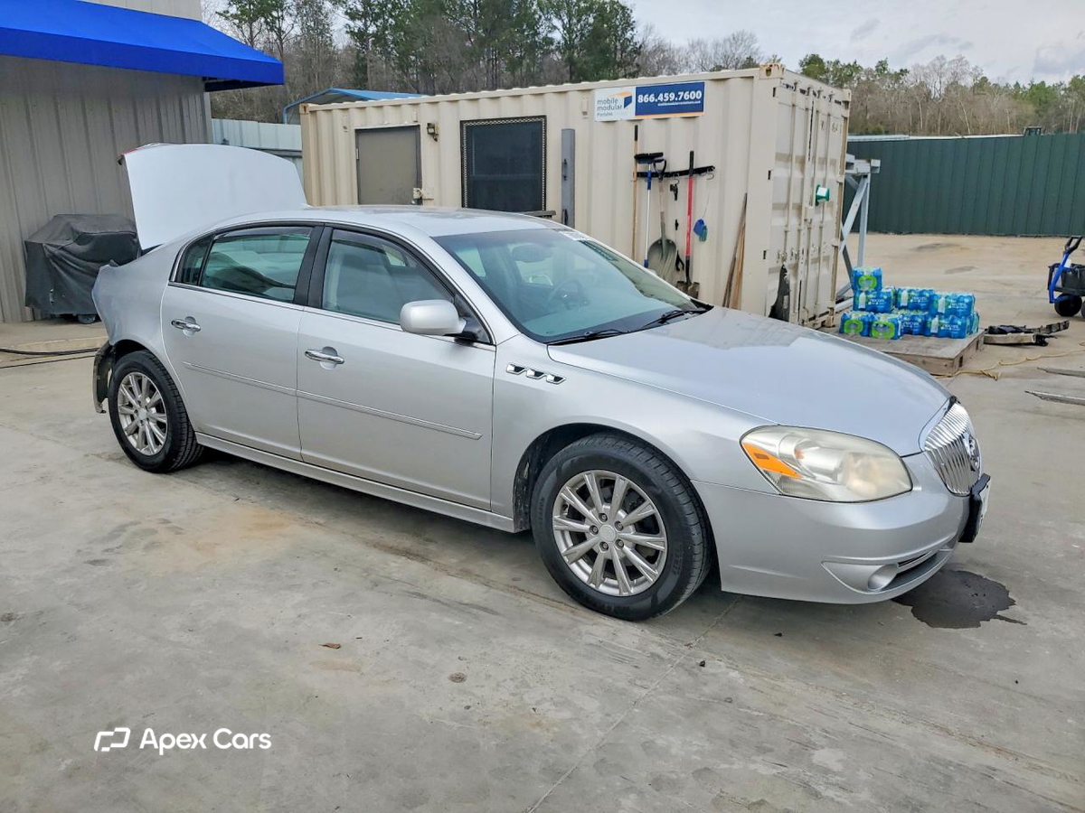 Buick Lucerne 2011