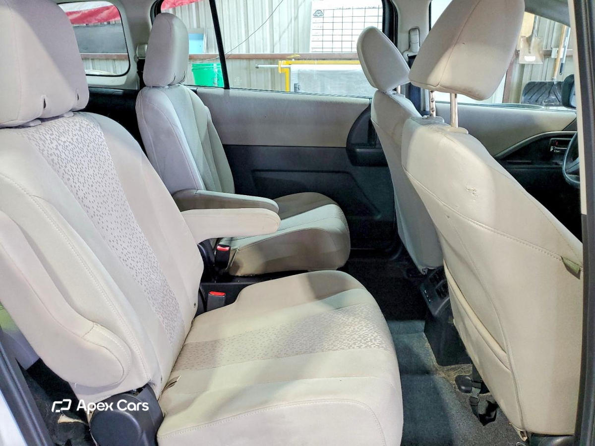 Mazda 5 2012