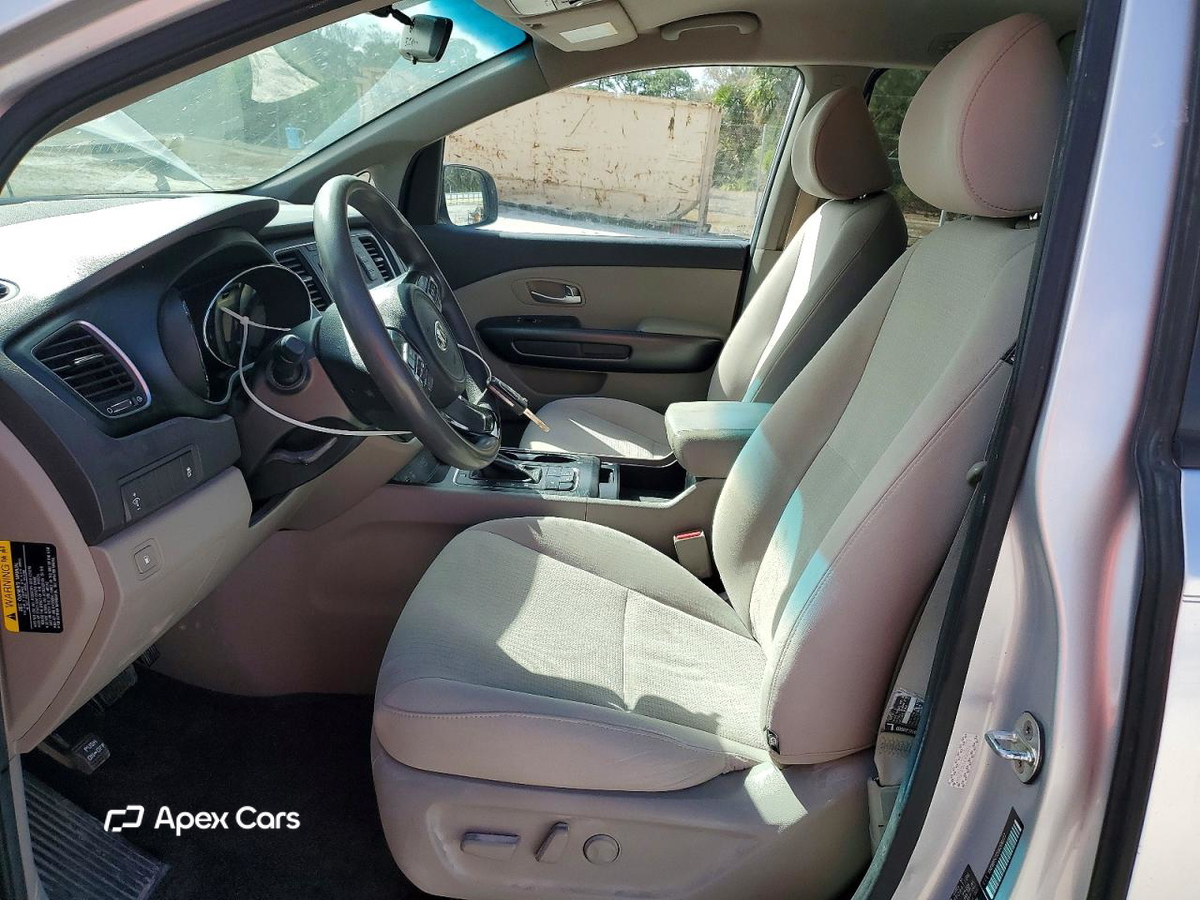 Kia Sedona 2016
