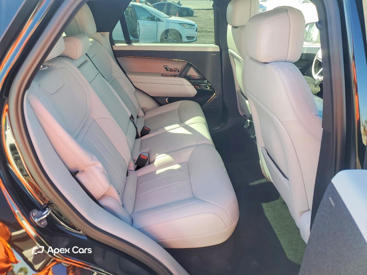 Land Rover Range Rover 2024