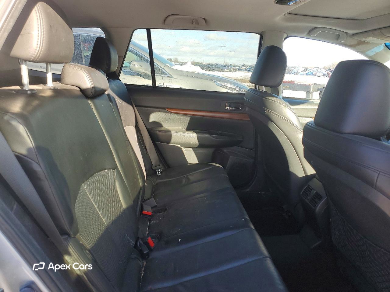 Subaru Outback 2014