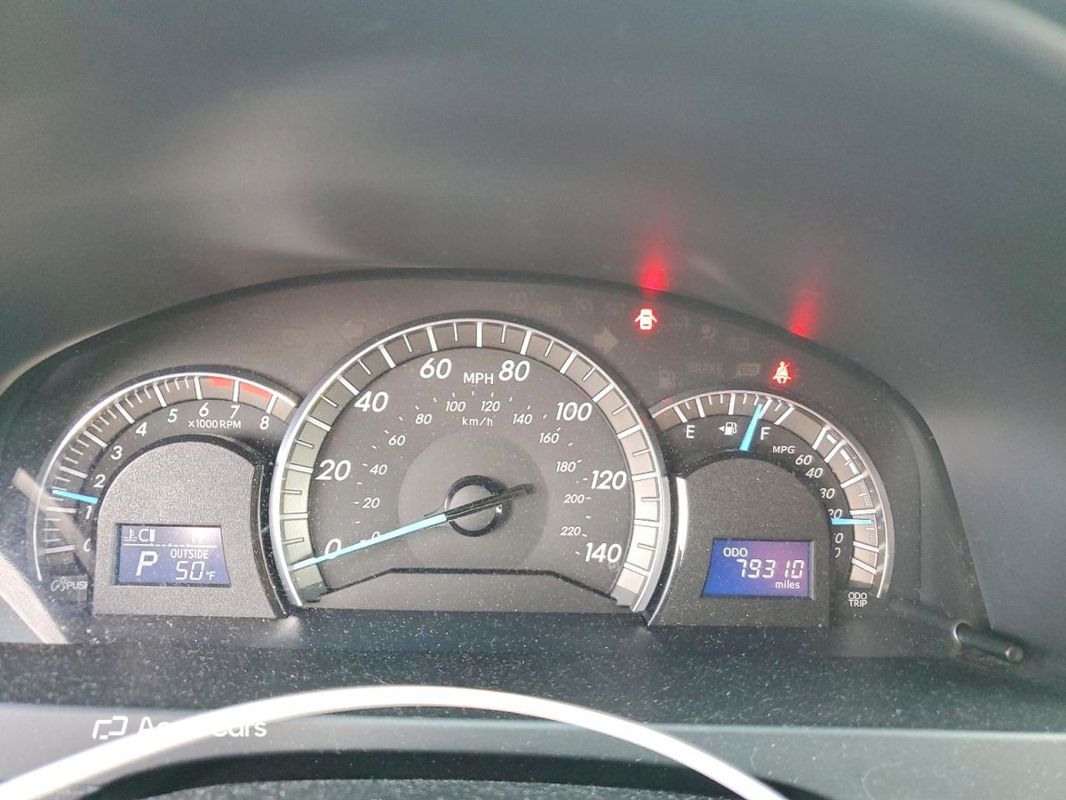 Toyota Camry 2012