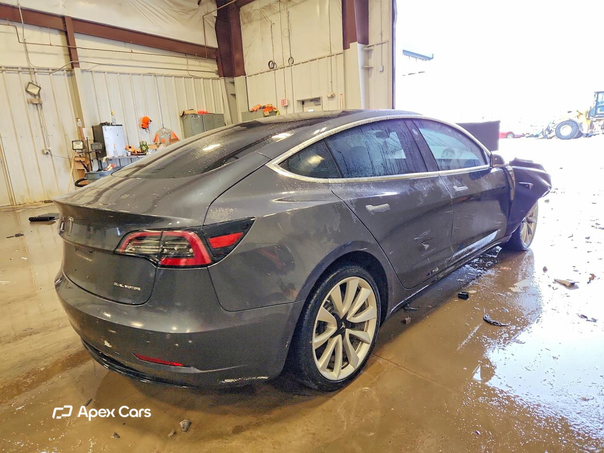 Tesla Model 3 2018