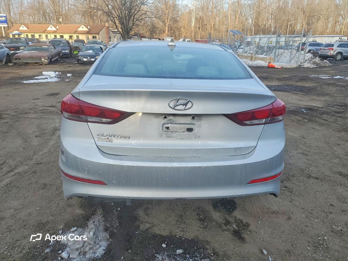 Hyundai Elantra 2018