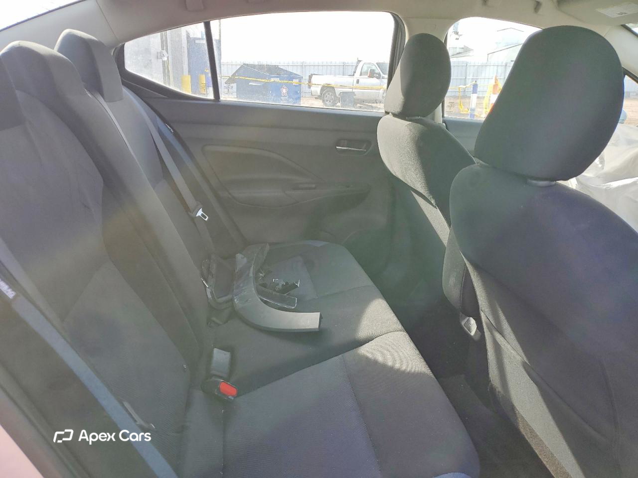 Nissan Versa 2023