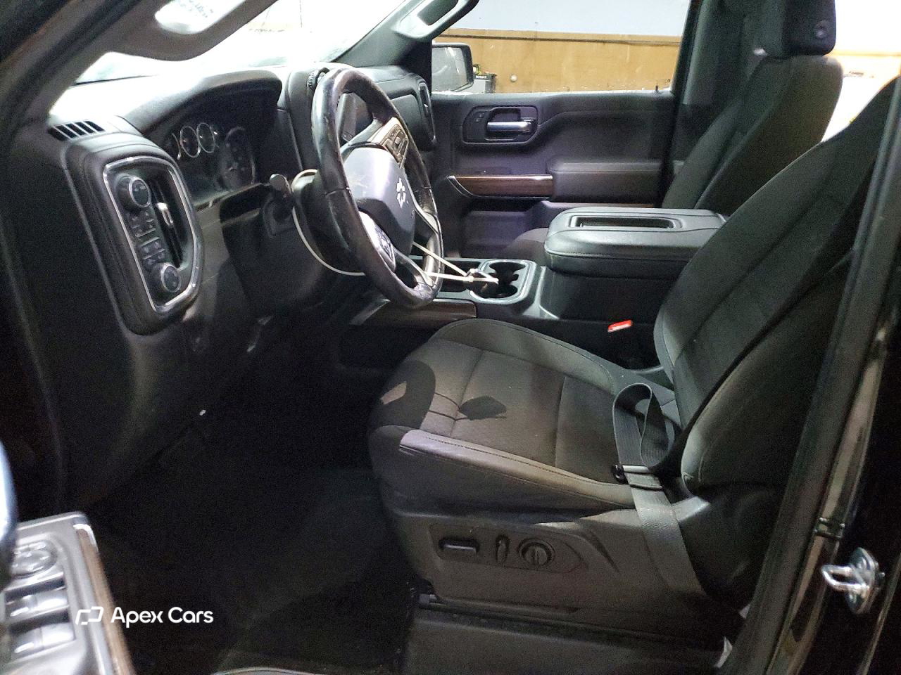 Chevrolet Silverado 2021
