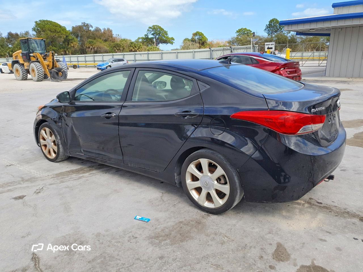 Hyundai Elantra 2012