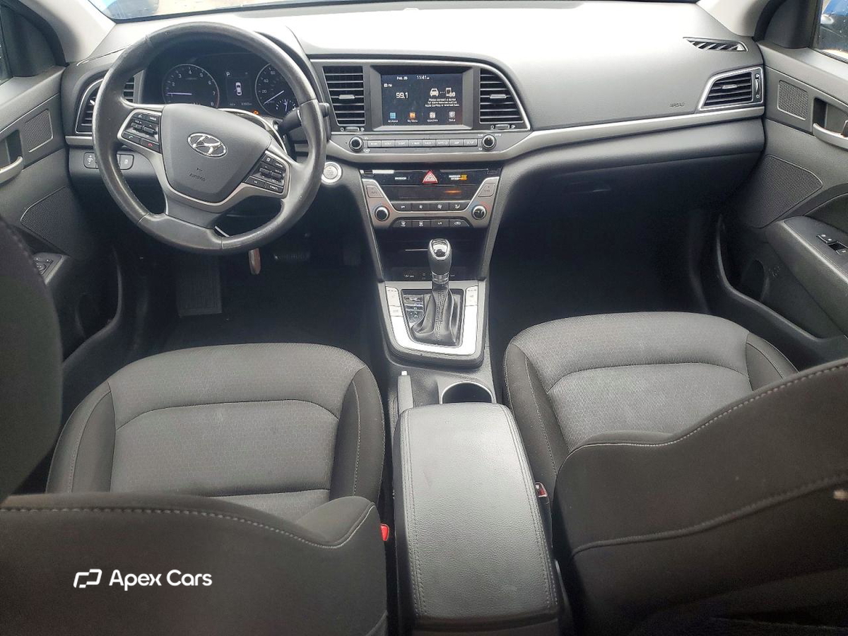 Hyundai Elantra 2017
