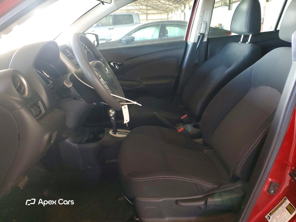 Nissan Versa 2016