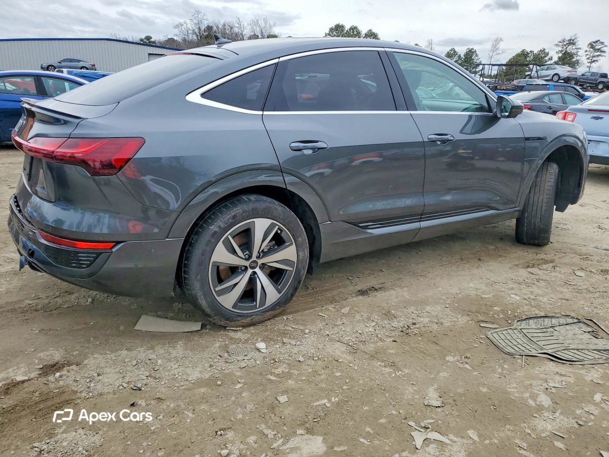 Audi Q8 2024