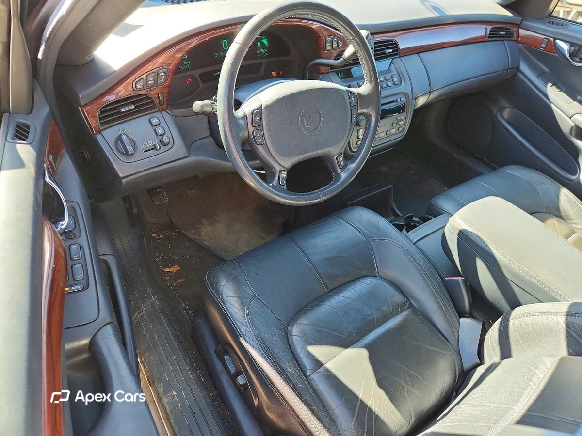 Cadillac  2005