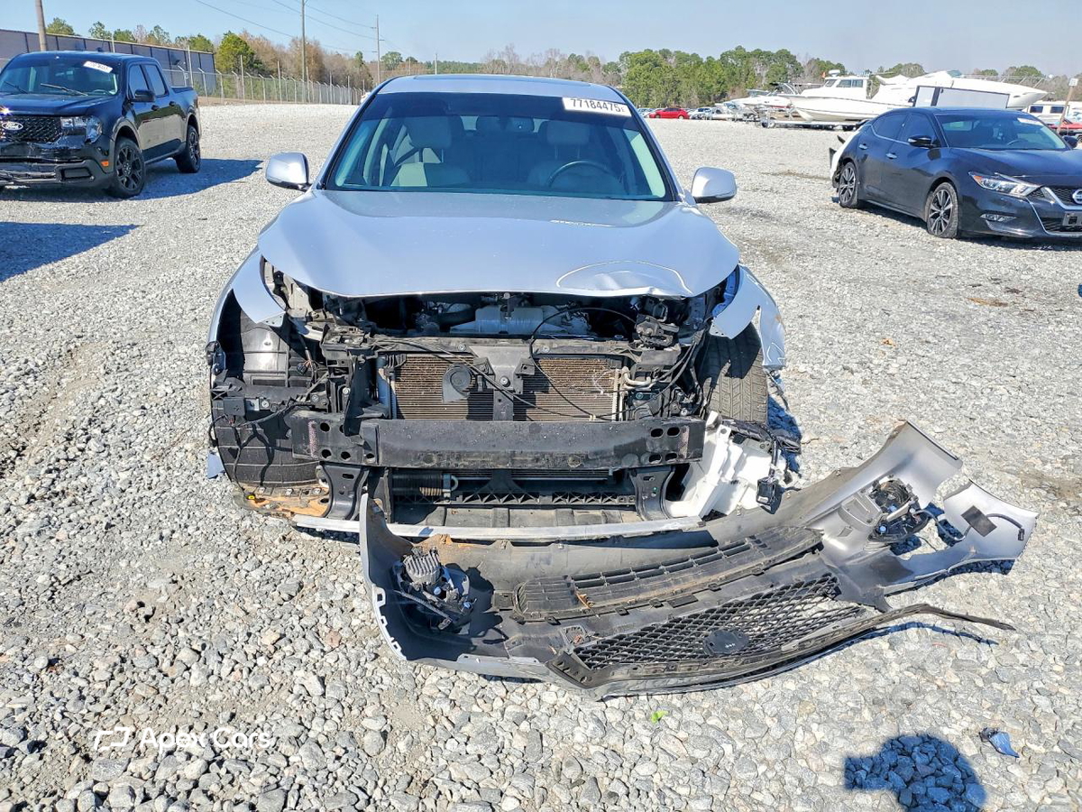 Infiniti Q50 2015