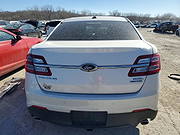Ford Taurus 2016