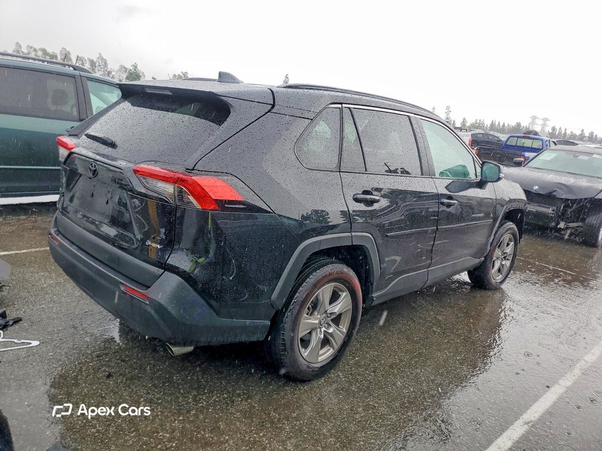 Toyota RAV 4 2025