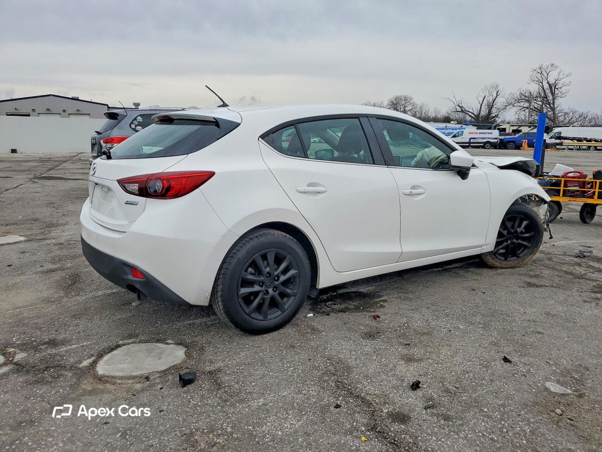 Mazda 3 2016