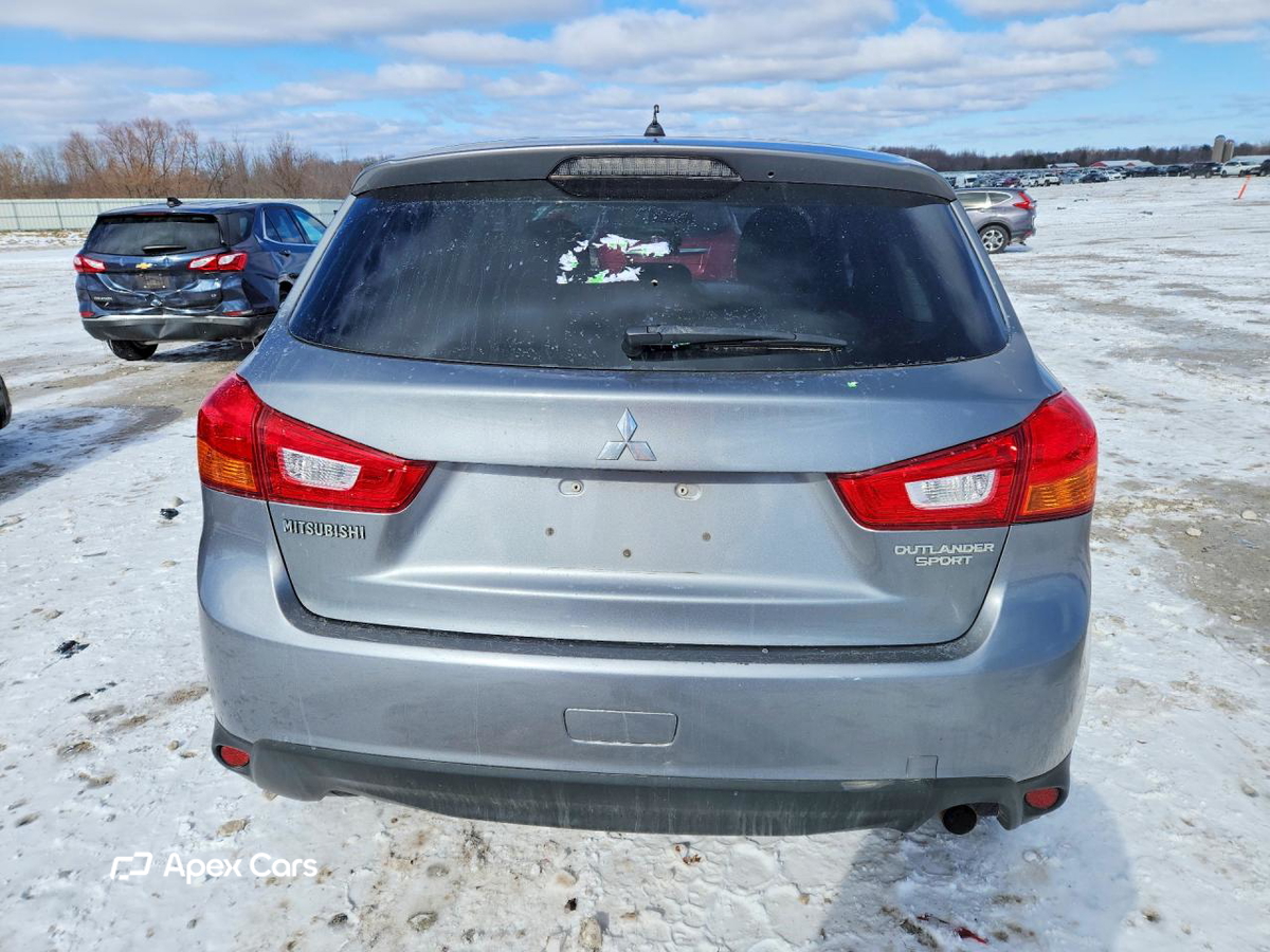 Mitsubishi Outlander 2015