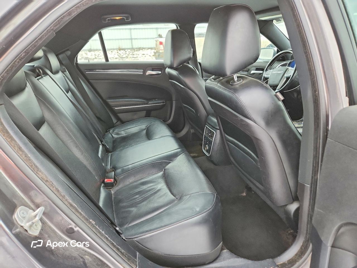 Chrysler 300 2013