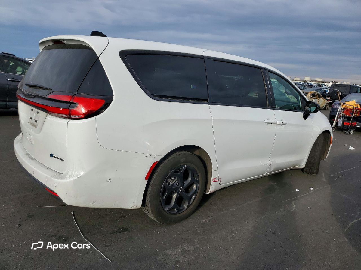 Chrysler Pacifica 2023