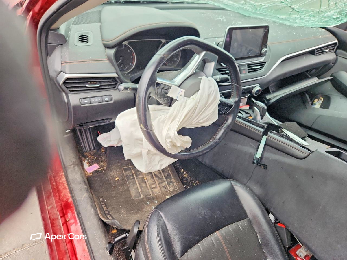 Nissan Altima 2019