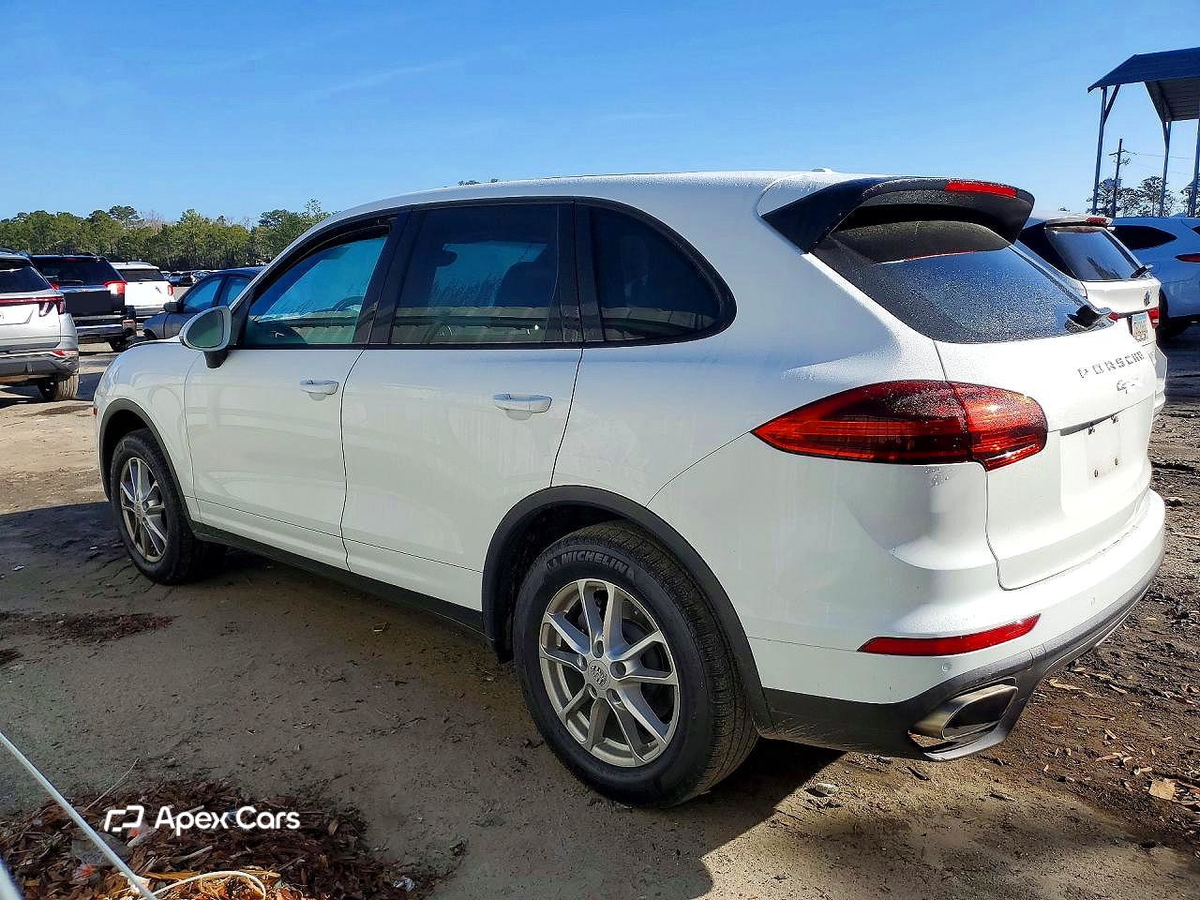 Porsche Cayenne 2016