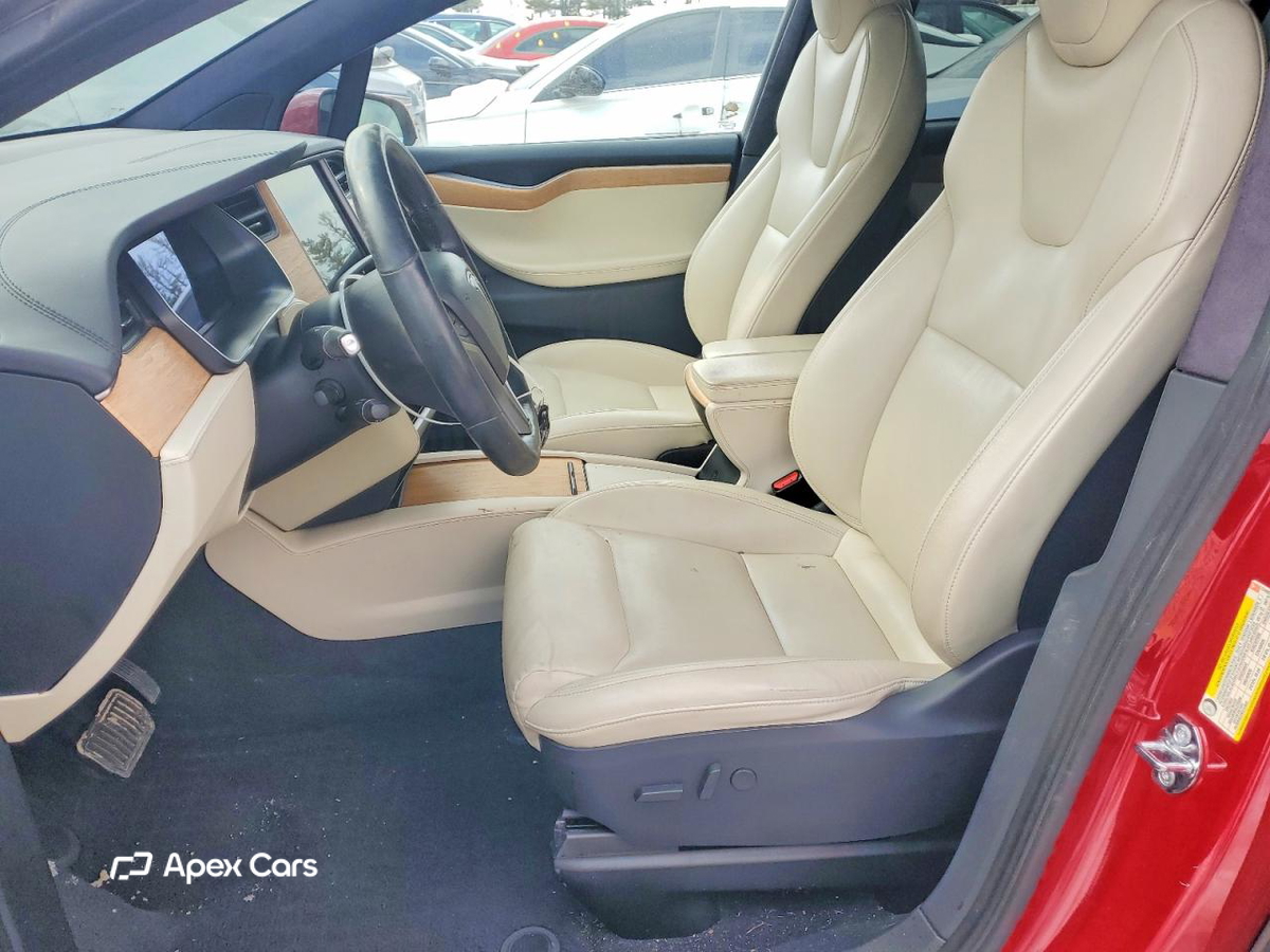 Tesla Model X 2020