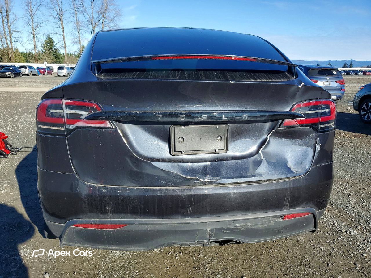 Tesla Model X 2023