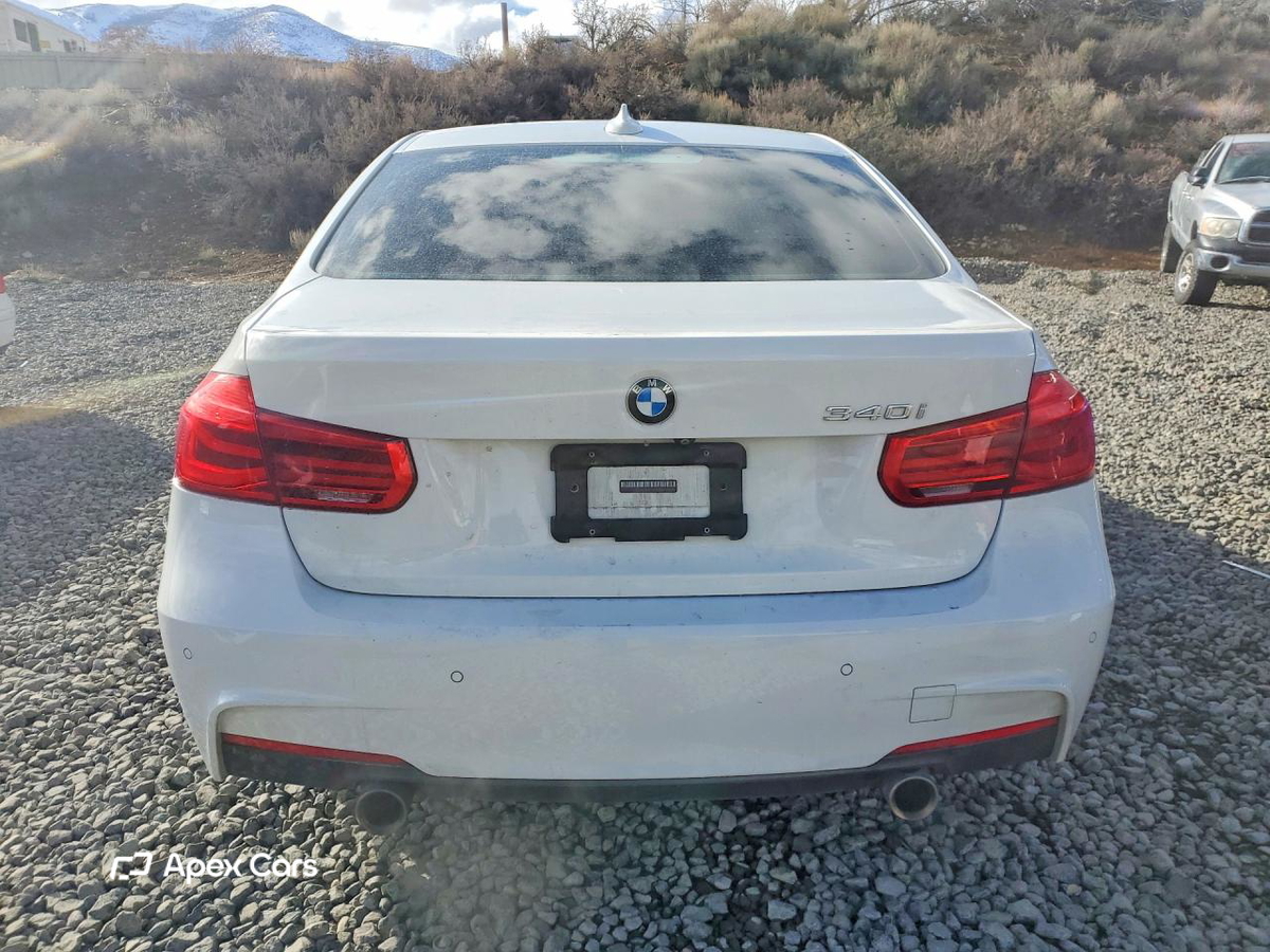 BMW Series 3 2018