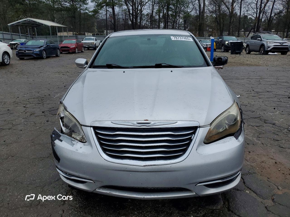 Chrysler 200 2012