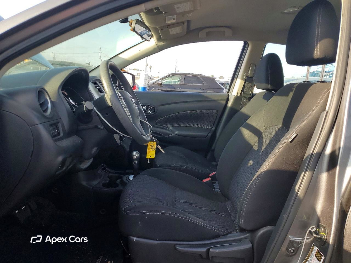 Nissan Versa 2019