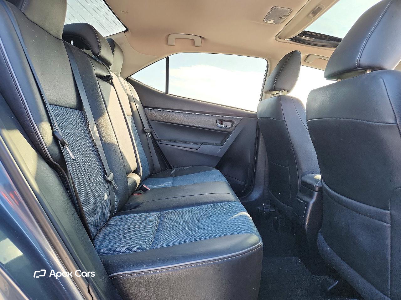 Toyota Corolla 2015