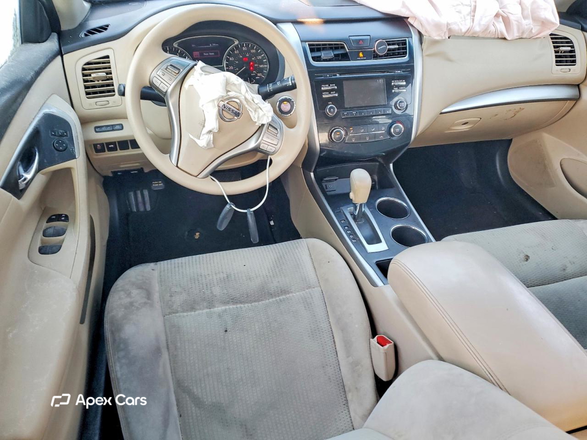 Nissan Altima 2015