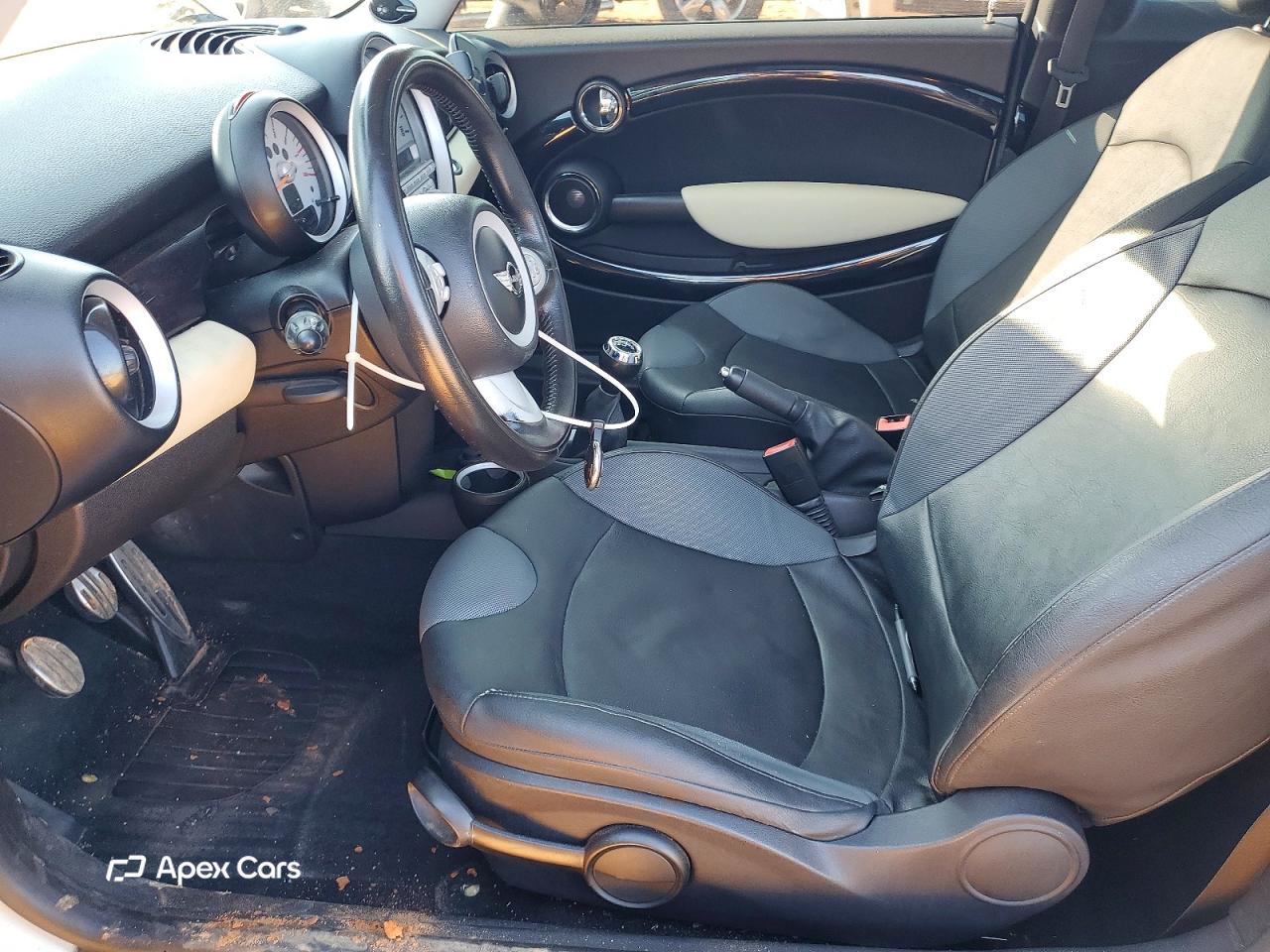 MINI Cooper 2010